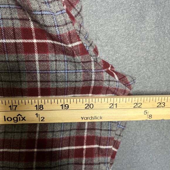 Untuckit Shirt Men’s Size Medium Slim Fit Red Gray Plaid Button Up‎ Long Sleeve - Picture 7 of 9
